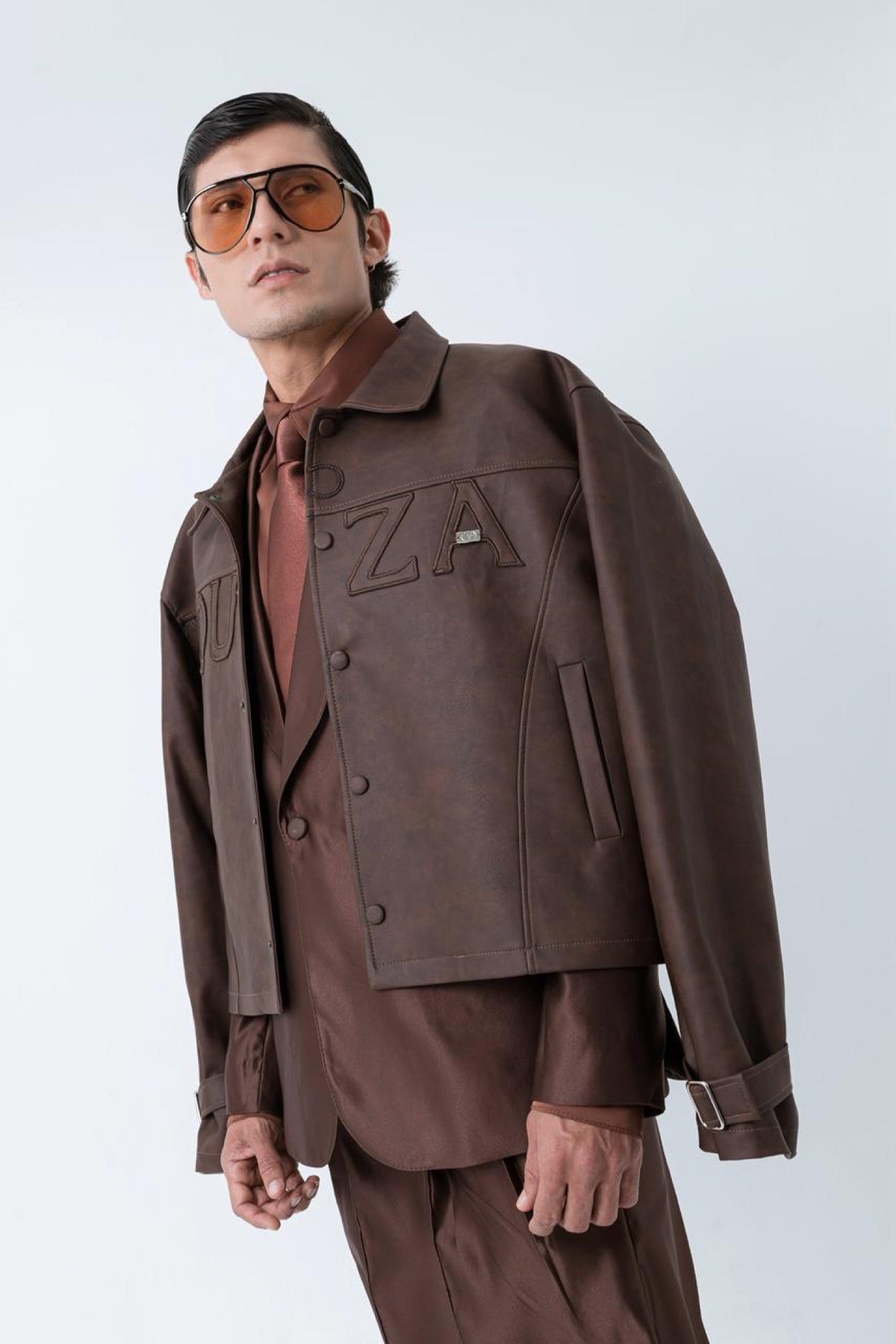 Chaqueta Boxy Marrón Tabaco — SOUZA