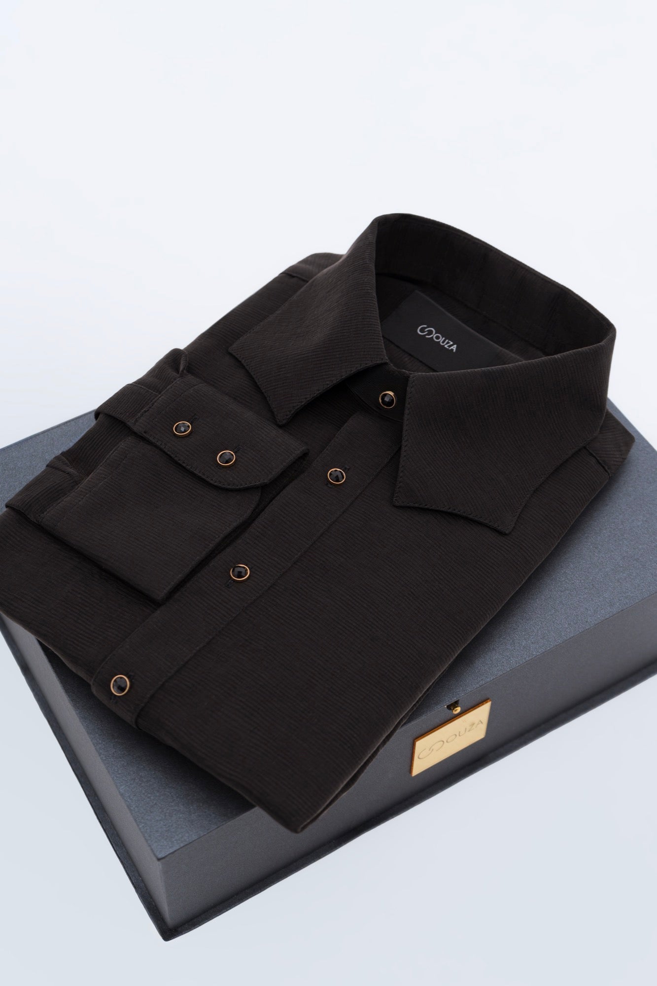 Camisa Negra Texturizada — SOUZA